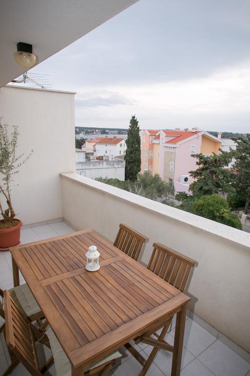 Apartments Rina Novalja Zewnętrze zdjęcie